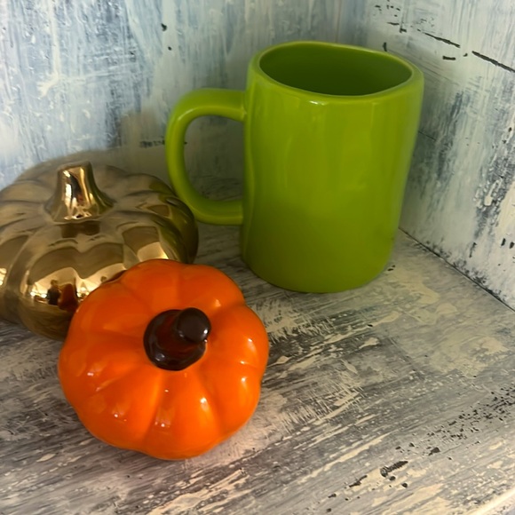 Rae Dunn MAGIC Halloween mug - Picture 3 of 3